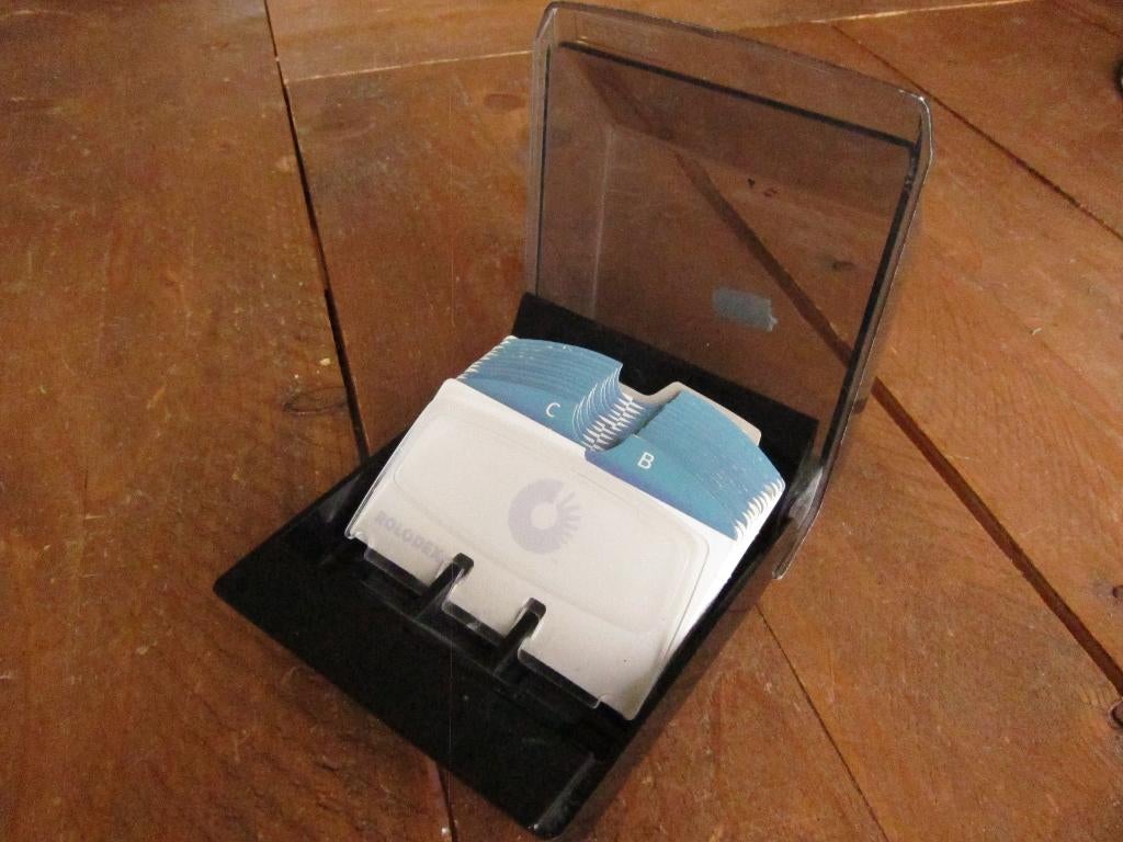 Rolodex met index alfabet scheidingskaarten, Ophalen of Verzenden, Zo goed als nieuw