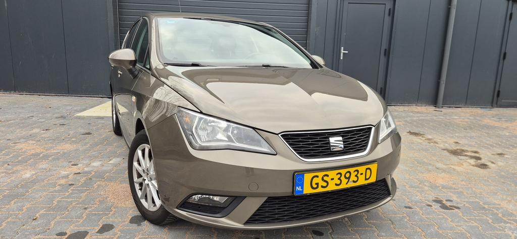 Seat Ibiza 1.0 TSI 70KW 5DRS 2015 Bruin, Auto's, Seat, Bedrijf, Ibiza, Benzine, A, Hatchback, Handgeschakeld, Origineel Nederlands