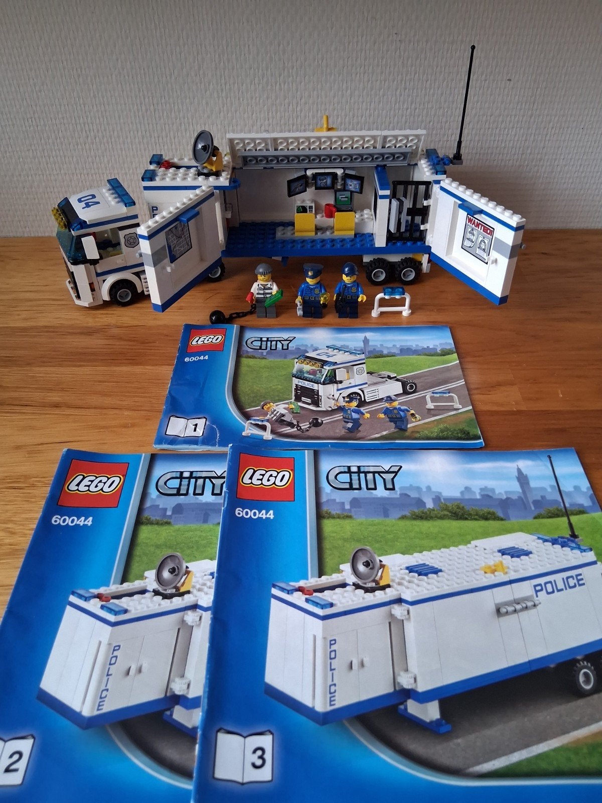 Lego city politie Mobiele post Vrachtwagen 60044 compleet, Ophalen of Verzenden, Zo goed als nieuw