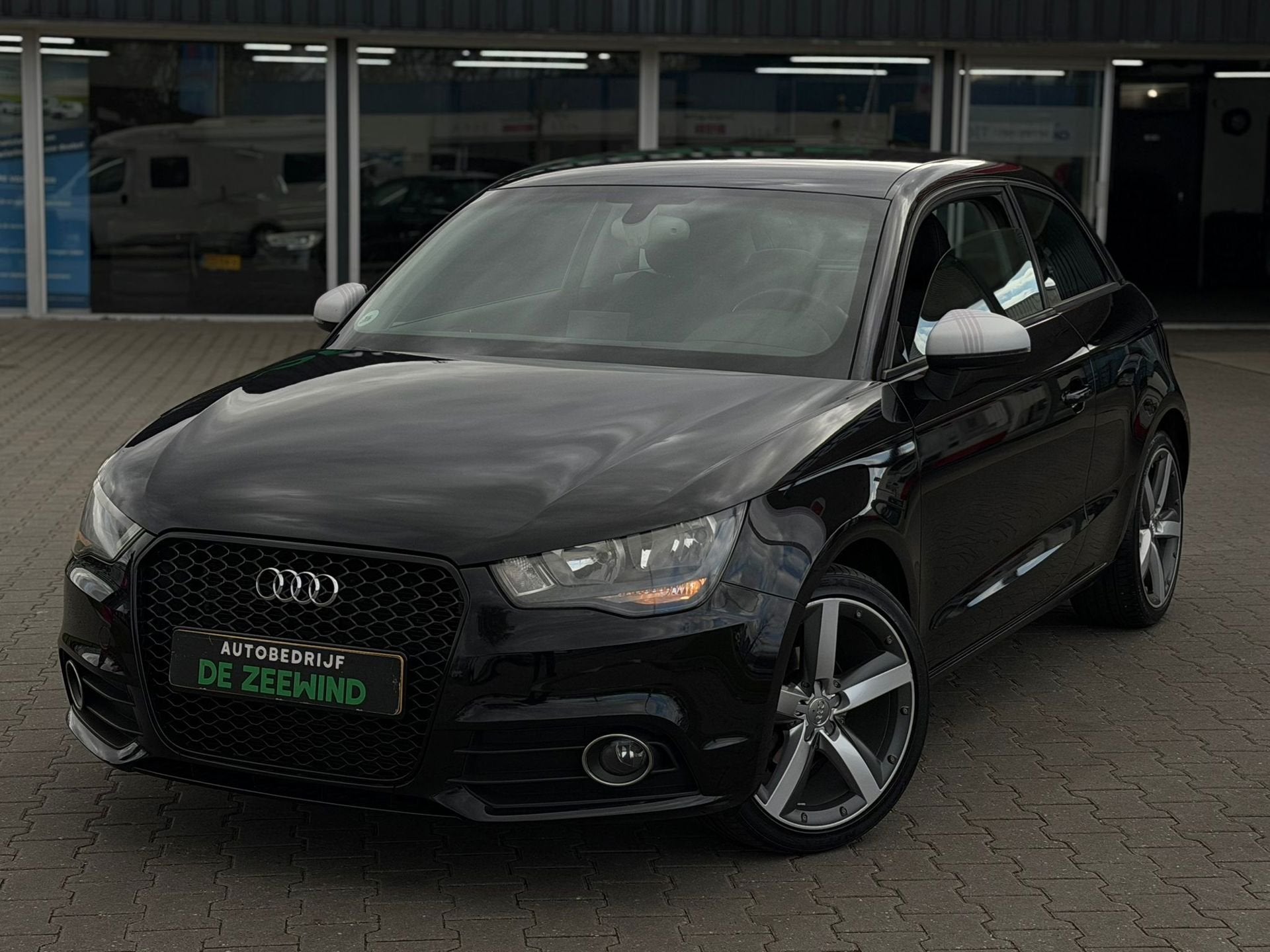 Audi A1 1.2 TFSI Ambition Pro Line|sport|Rijklaar, Voorwielaandrijving, Euro 5, 86 pk, 4 cilinders