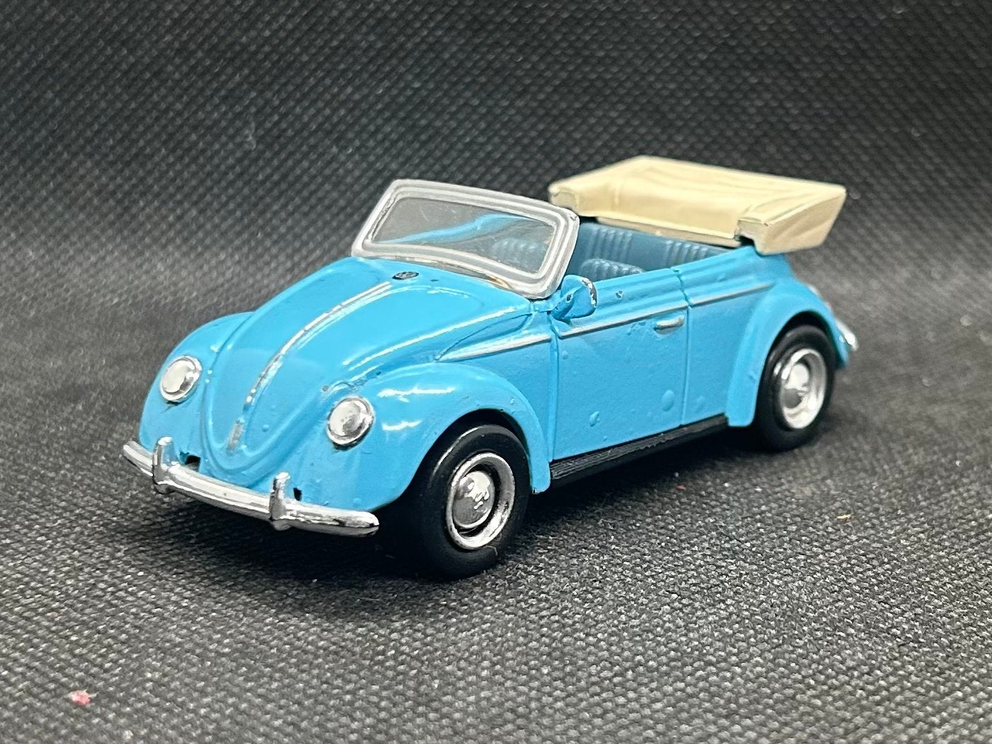 Newray Volkswagen Kever Cabrio 1:43, Verzenden, Zo goed als nieuw, Auto, Overige merken