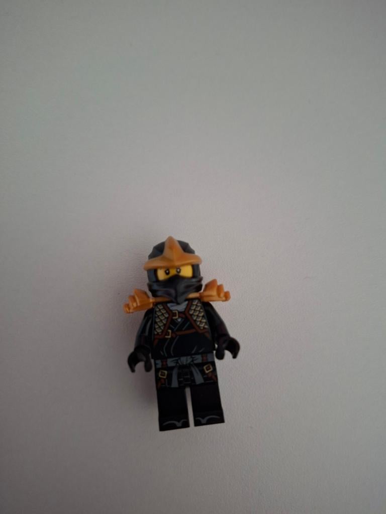 Lego ninjago minifiguur njo1004 Cole ZX, Lego, Nieuw, Ophalen of Verzenden, Minifiguur