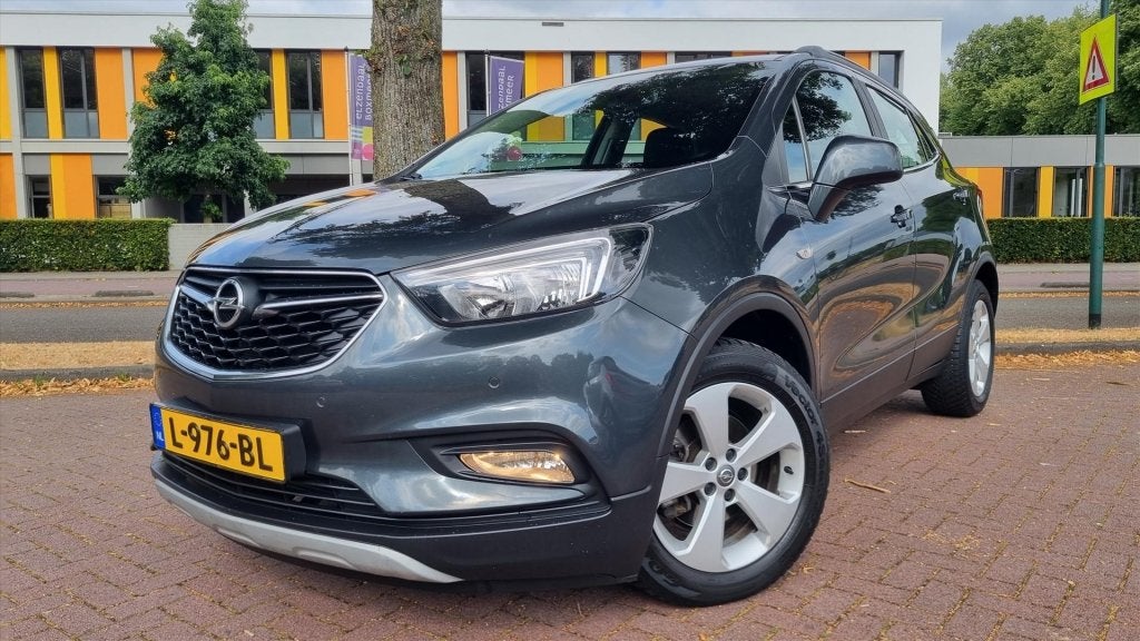 Opel Mokka X 1.4 Turbo 140pk Online Edition Leer/ Trekhaak, Voorwielaandrijving, Gebruikt, Leder, Handgeschakeld