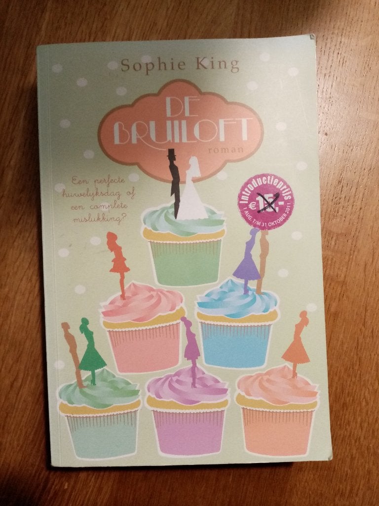 SOPHIE KING (3x) en FIONA NEILL (1x) boeken € 6,00, Ophalen of Verzenden, Gelezen