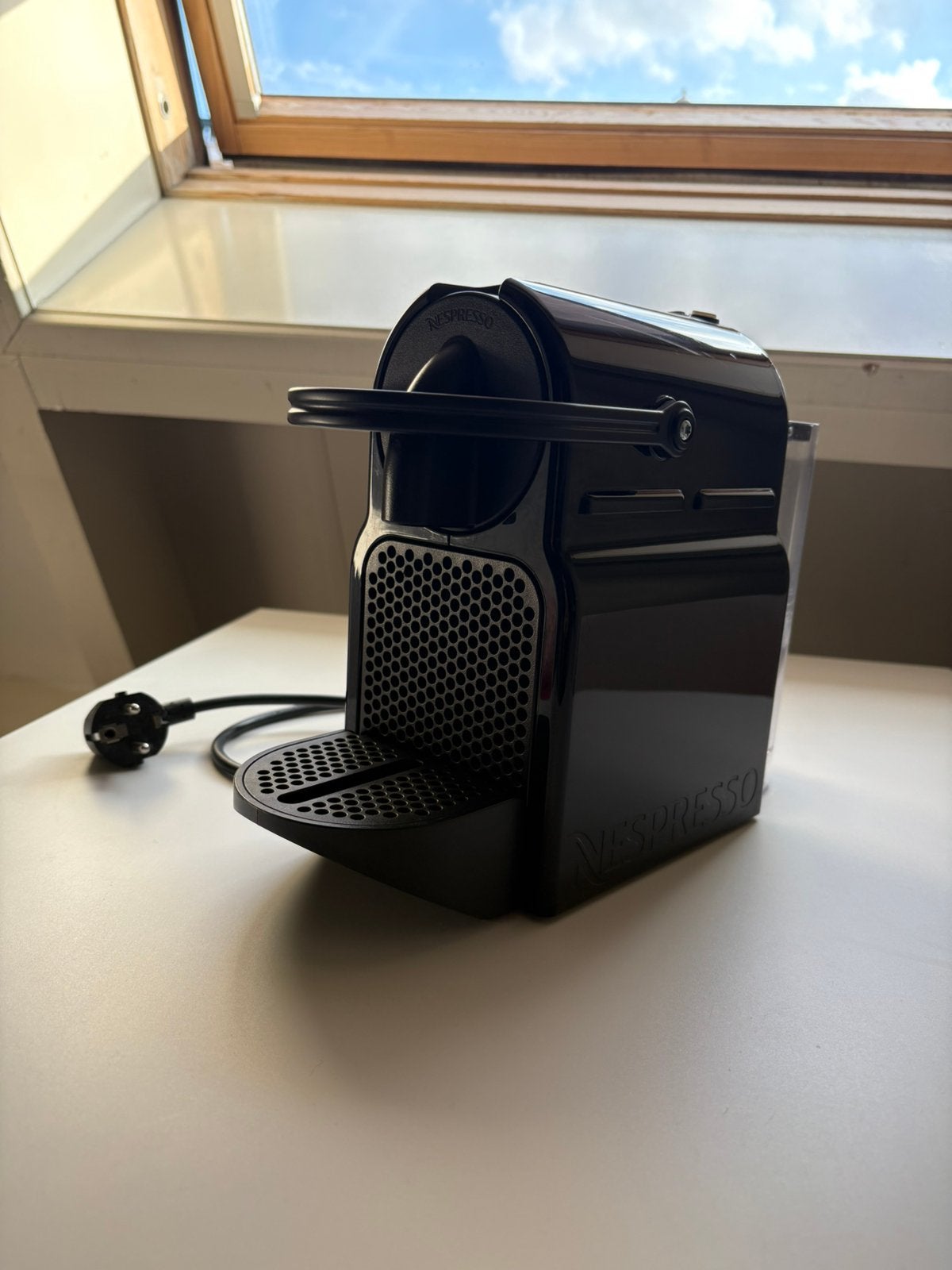 De Longhi Nespresso, Witgoed en Apparatuur, Ophalen, Zo goed als nieuw, Espresso apparaat
