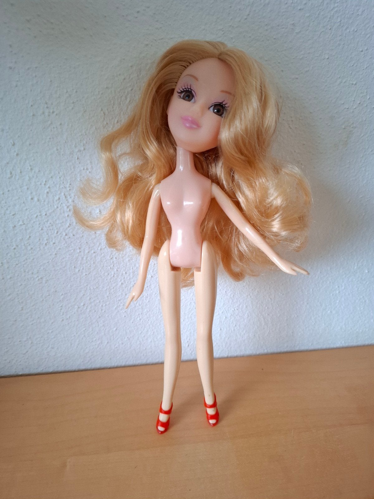 Zeldzame Vintage Winx Club Stella Pop – Mattel (2004) Retro, Ophalen of Verzenden, Zo goed als nieuw, Pop