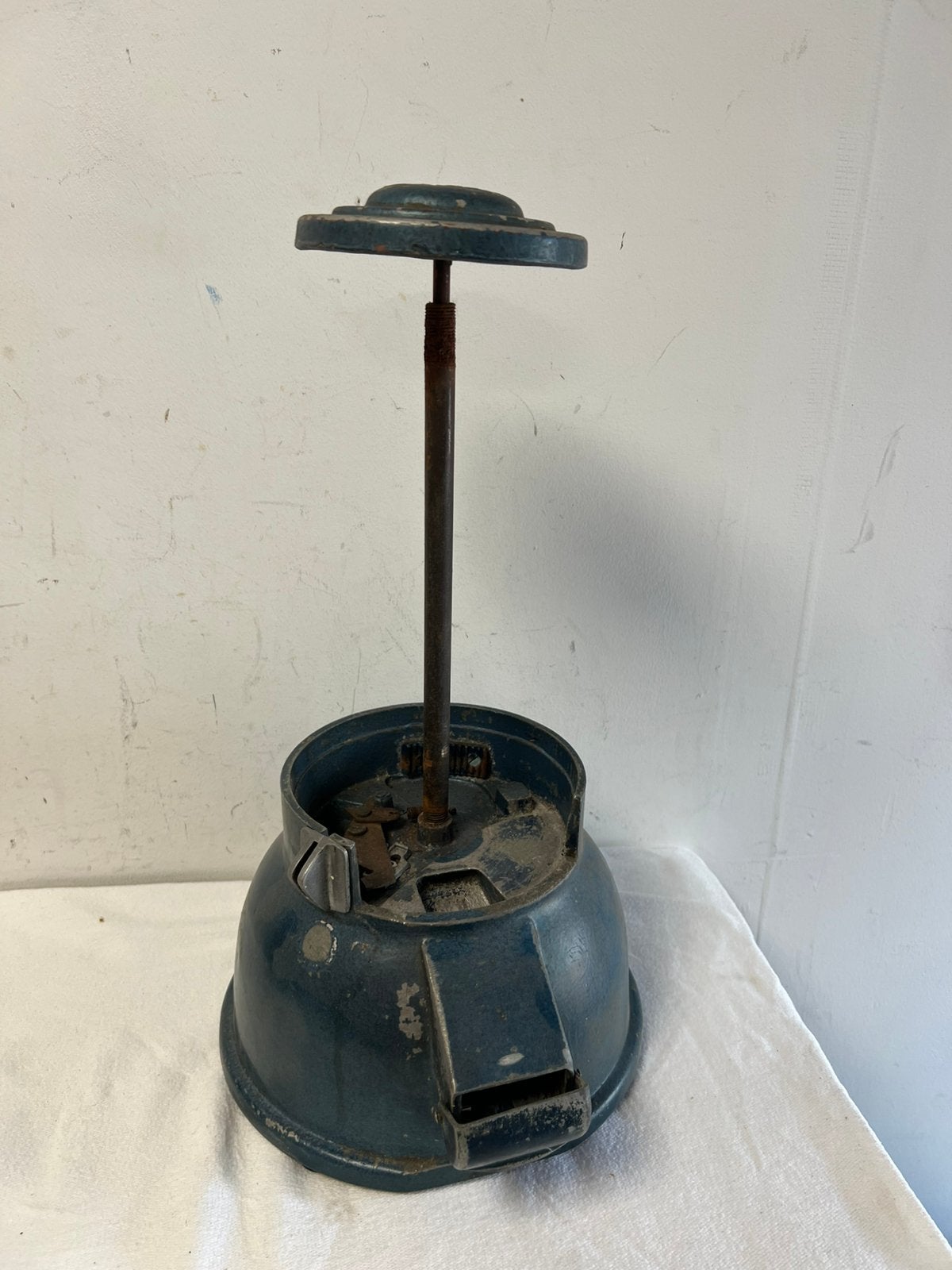 Te Koop : Vintage Pinda Automaat Aluminium Martin Glocke, Verzamelen, Automaten | Overige, Ophalen of Verzenden, Gebruikt