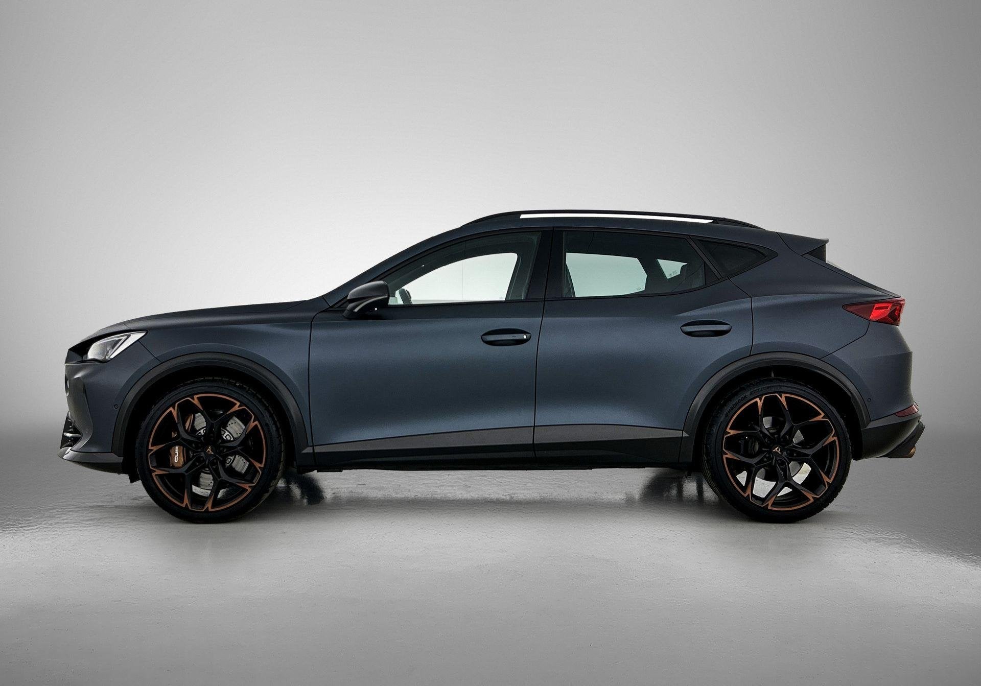 CUPRA Formentor 2.5 TSI 4DRIVE | 360 CAMERA | CARBON PAKKET, Auto's, 12 maanden, Gebruikt, Euro 6, Automatische klimaatregeling