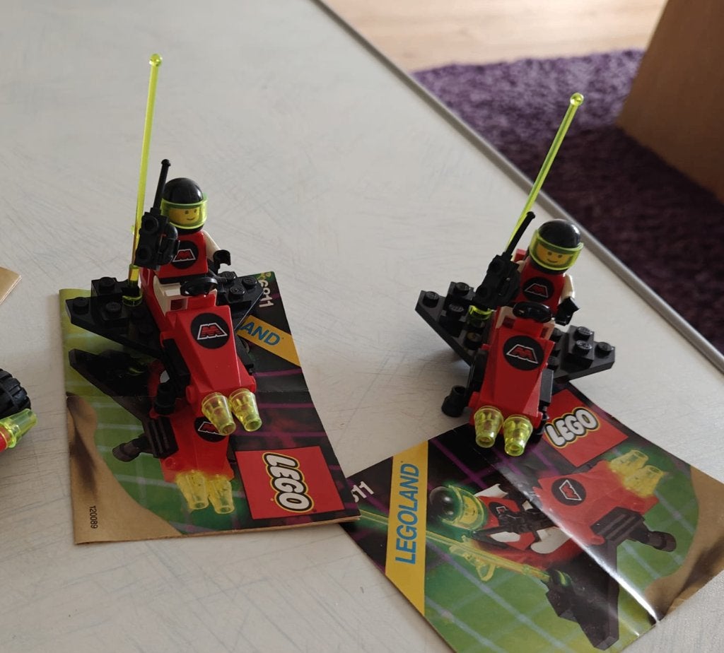 Lego Space M-tron - Pulsar Charger (2x) (6811), Ophalen, Gebruikt, Lego, Inclusief instructies