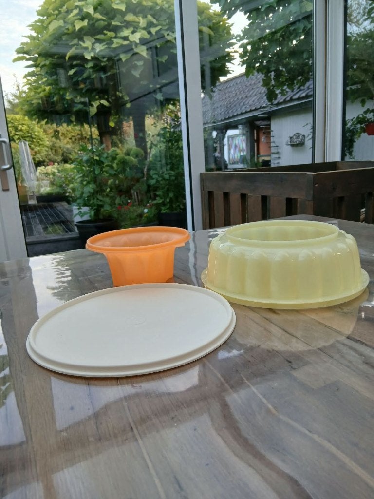 Tulband pudding Tupperware, Geel, Overige typen, Ophalen of Verzenden, Zo goed als nieuw