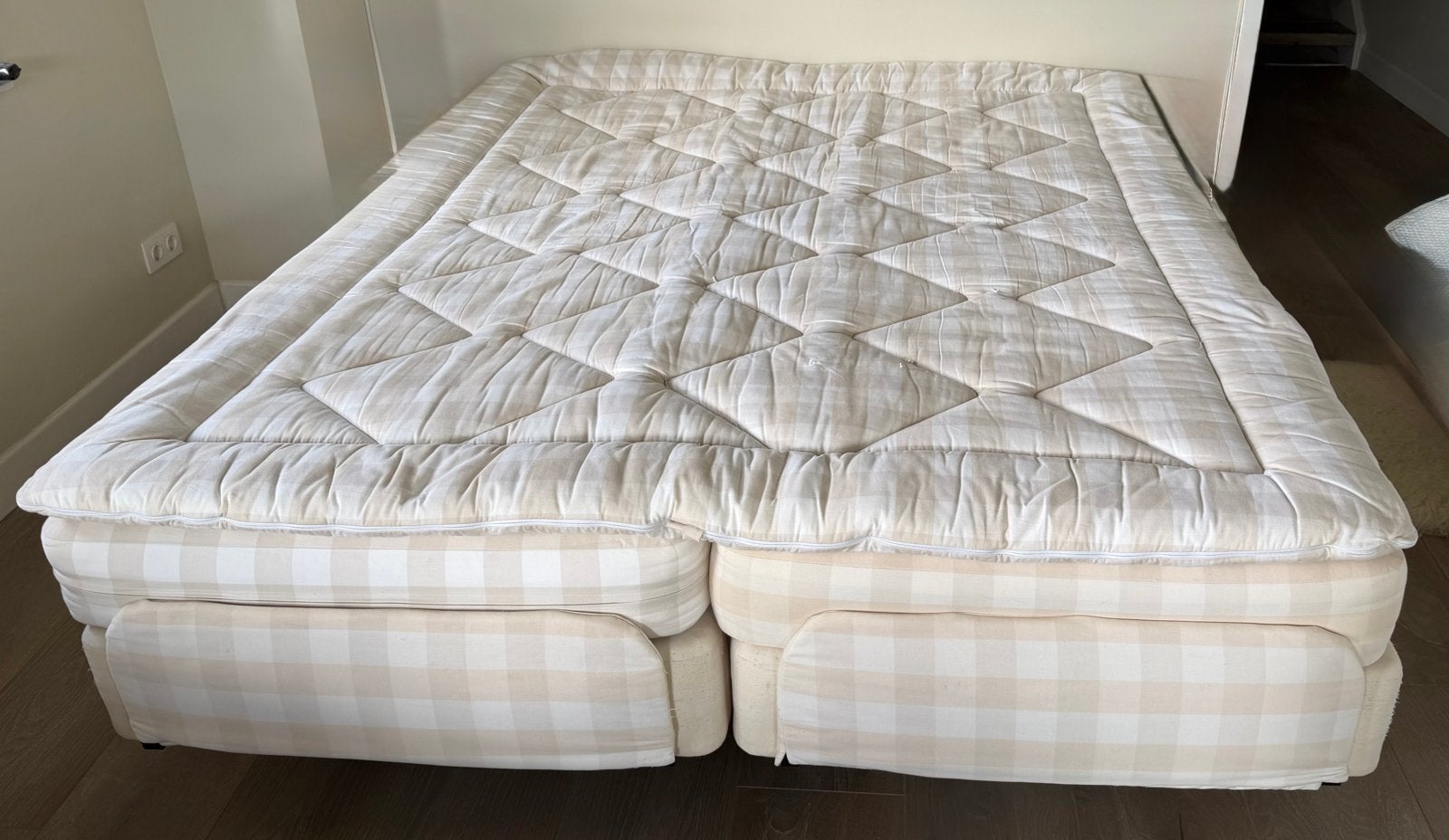 Hästens boxspring, Ophalen, Gebruikt, Beige, Tweepersoons