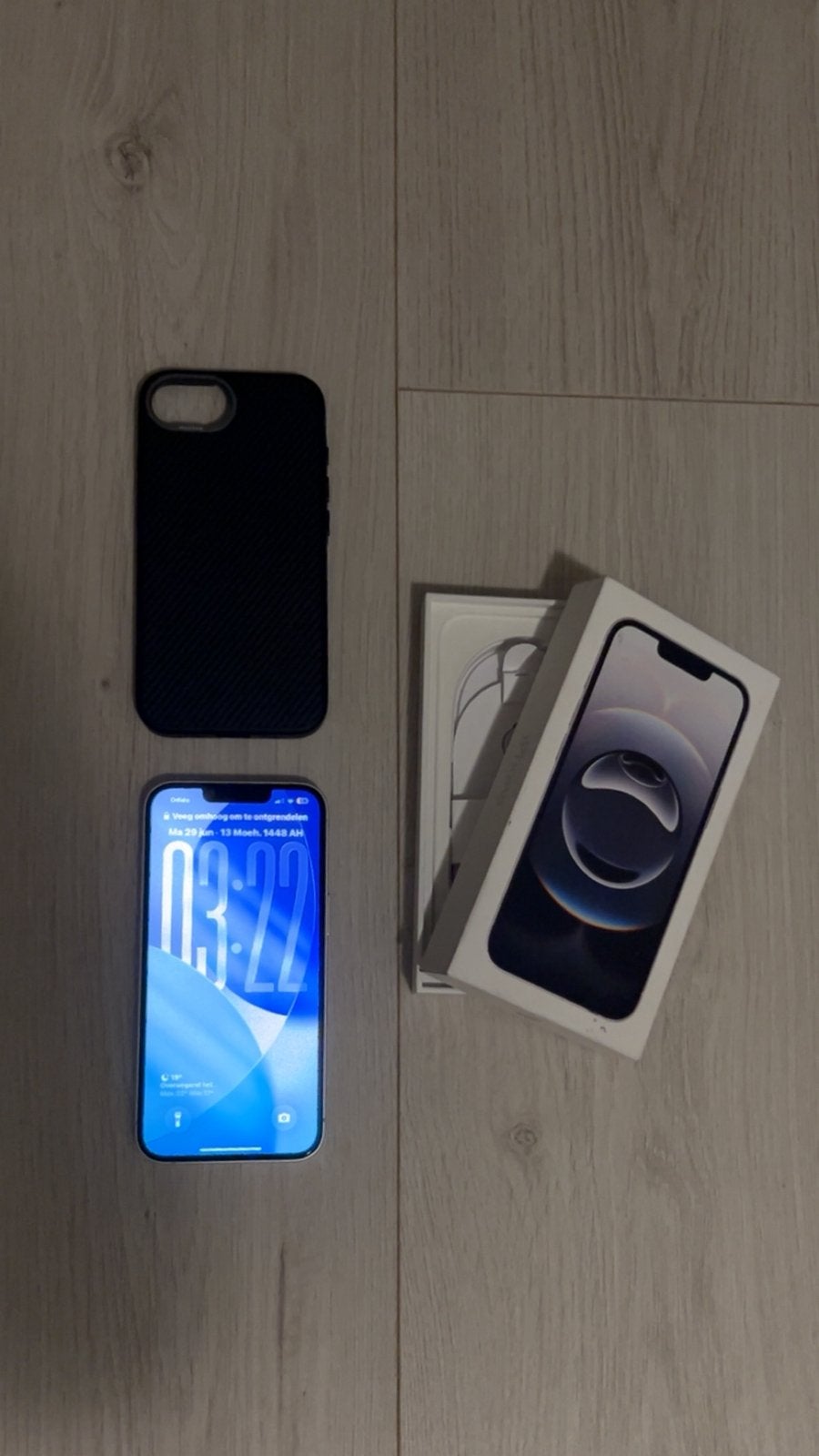 Gloednieuwe Apple iphone 16e 128gb met doos en kabel 94% wit, Telecommunicatie, Mobiele telefoons | Apple iPhone, 94 %, Wit, Ophalen of Verzenden
