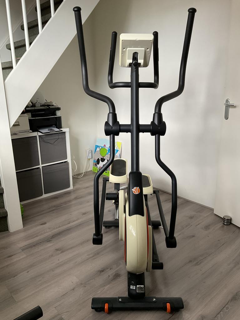 Brehmsey Crosstrainer - Ideaal voor Thuis Fitness, Ophalen, Gebruikt, Armen, Crosstrainer