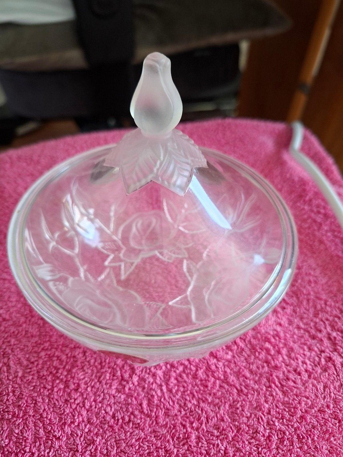 Cristal d'Arques Bonbonnière met Rozenmotief vintage, Antiek en Kunst, Ophalen of Verzenden