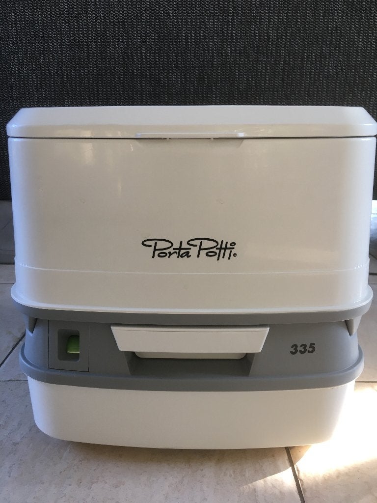 Porta Potti 335 Draagbaar Toilet - Compact en Hygiënisch, Ophalen, Zo goed als nieuw