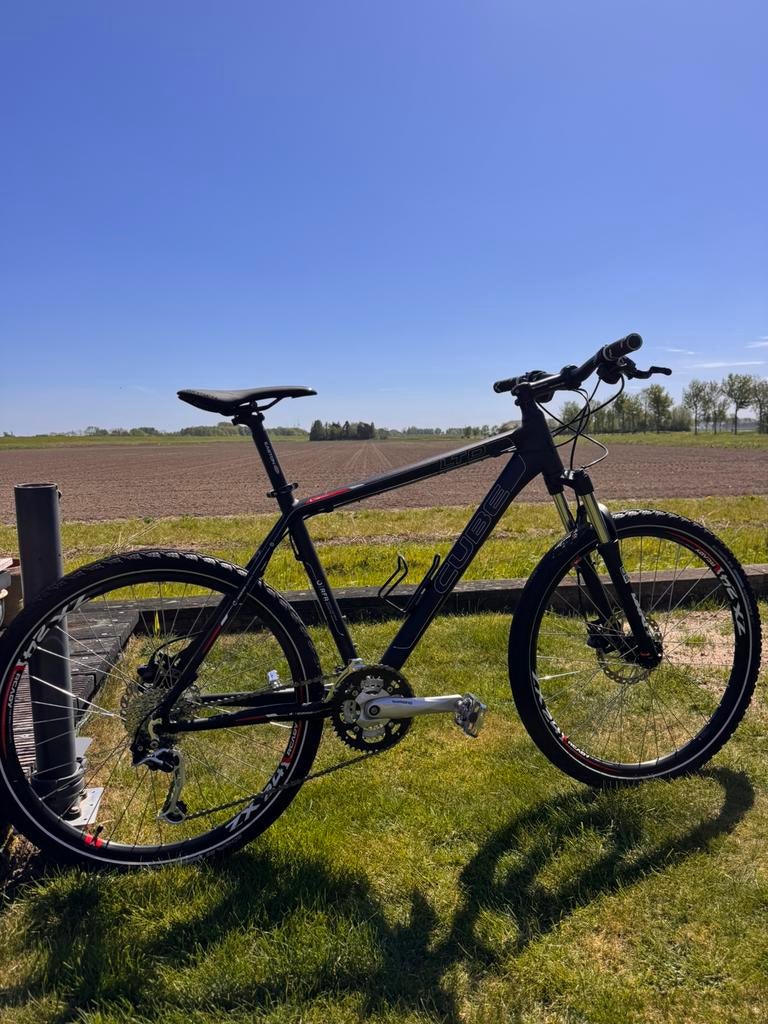 Cube LTD mountainbike, Fietsen en Brommers, 45 tot 49 cm, Ophalen, Zo goed als nieuw, Overige merken