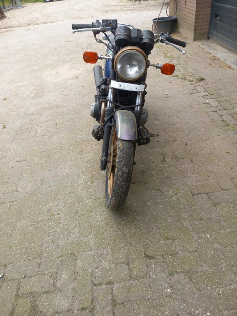 Kawasaki kz550 opknap, Particulier, 4 cilinders, Naked bike