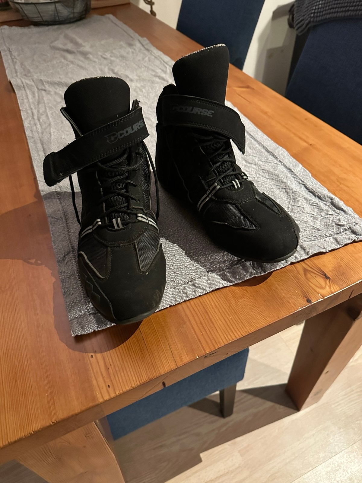Zwarte Course motorschoenen - Maat 42, Motoren, Kleding | Motorhelmen, Ophalen of Verzenden, Tweedehands, Heren, Overige merken