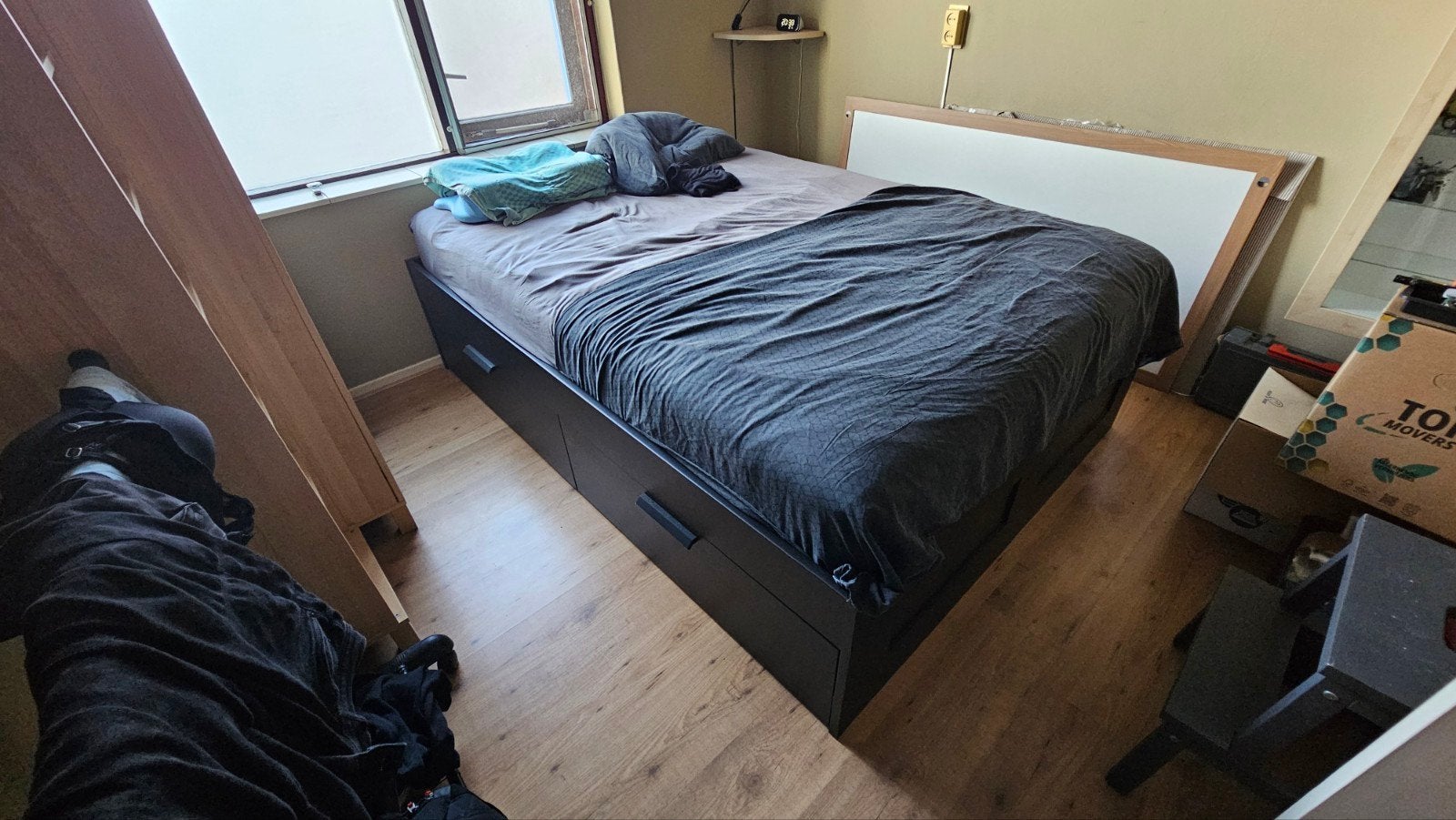Twee persoons bed 140 x 200, Huis en Inrichting, Slaapkamer | Bedden, Ophalen, Zwart, Tweepersoons, 140 cm