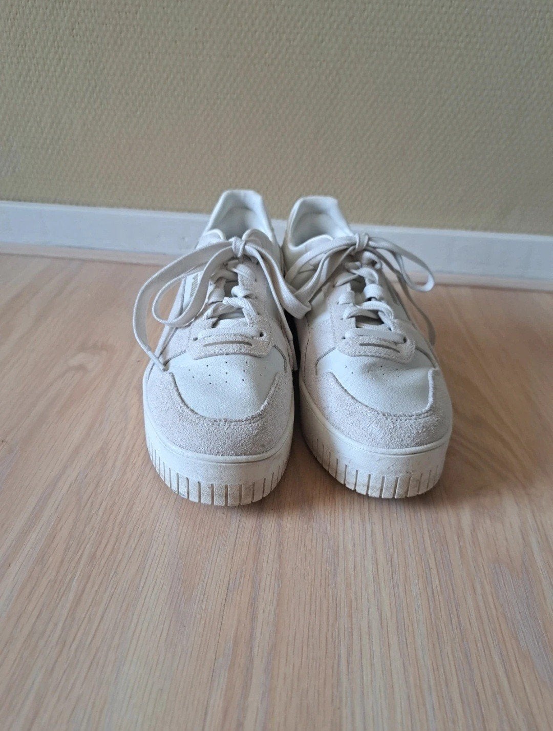Puma sneakers met plateauzool, maat 39, ongedragen, Kleding | Dames, Puma, Ophalen of Verzenden, Nieuw, Sneakers of Gympen