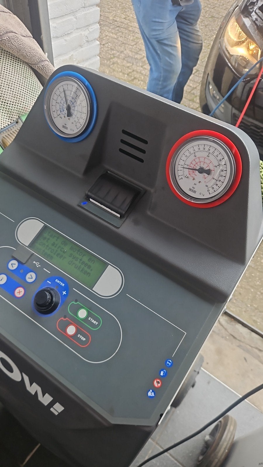 Auto airco systeem vullen klaar terwijl u wacht !, Ophalen, Nieuw