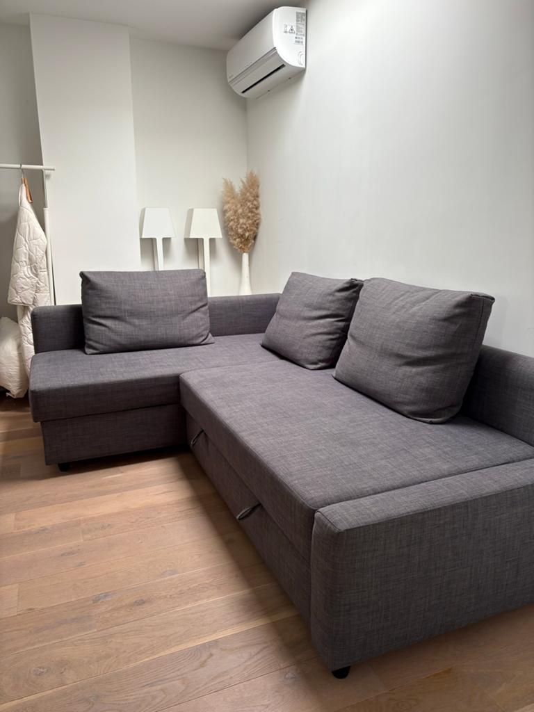 IKEA FRIHETEN Hoekslaapbank met opberger Skiftebo donkergrij, Ophalen, Gebruikt, 100 tot 125 cm, Hoekbank
