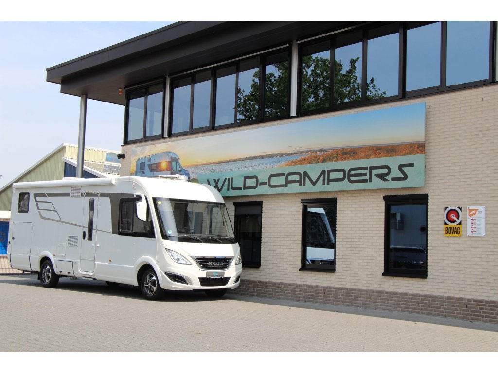 Hymer B 704 SL - 180PK 9T AUT - ENKELE BEDDEN - BOVENKASTJES, Caravans en Kamperen, Campers, Bedrijf, tot en met 2, Integraal