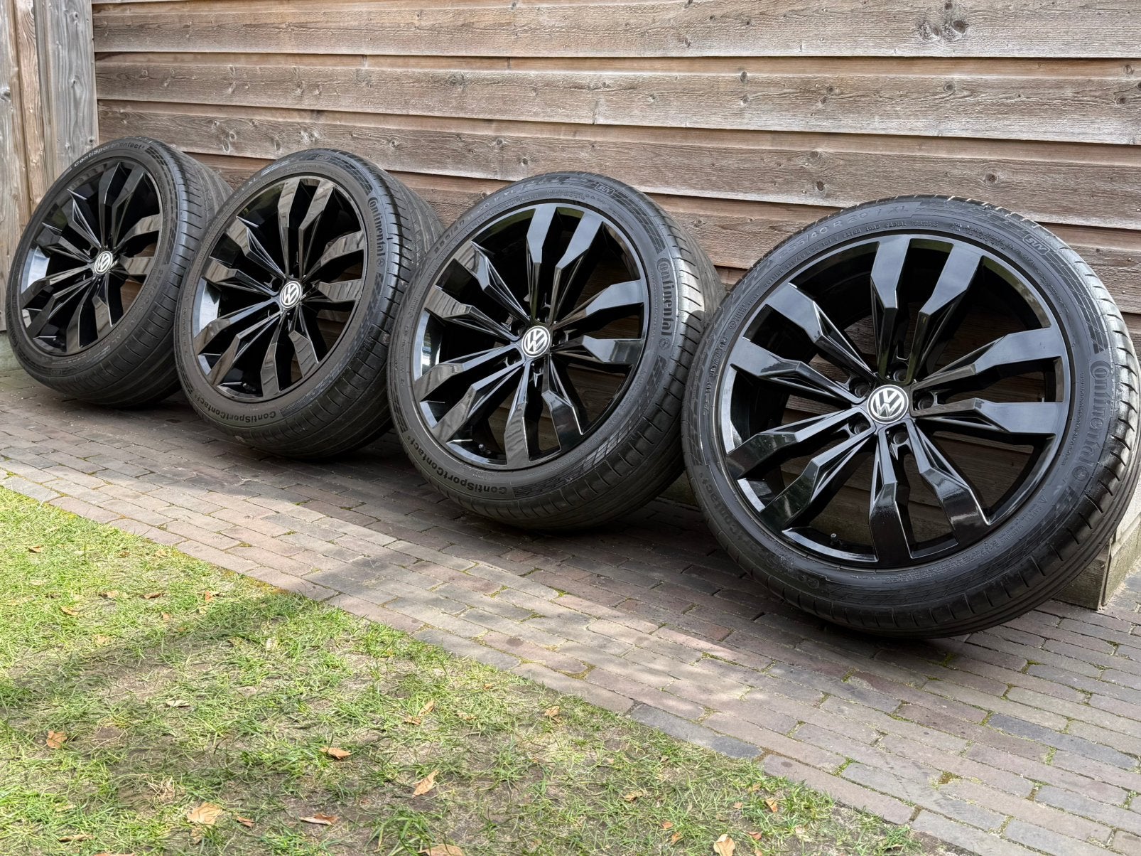 Orig Volkswagen Tiguan Suzuka 20 inch velgen + zomerbanden, Gebruikt, 255 mm, Banden en Velgen, Ophalen of Verzenden