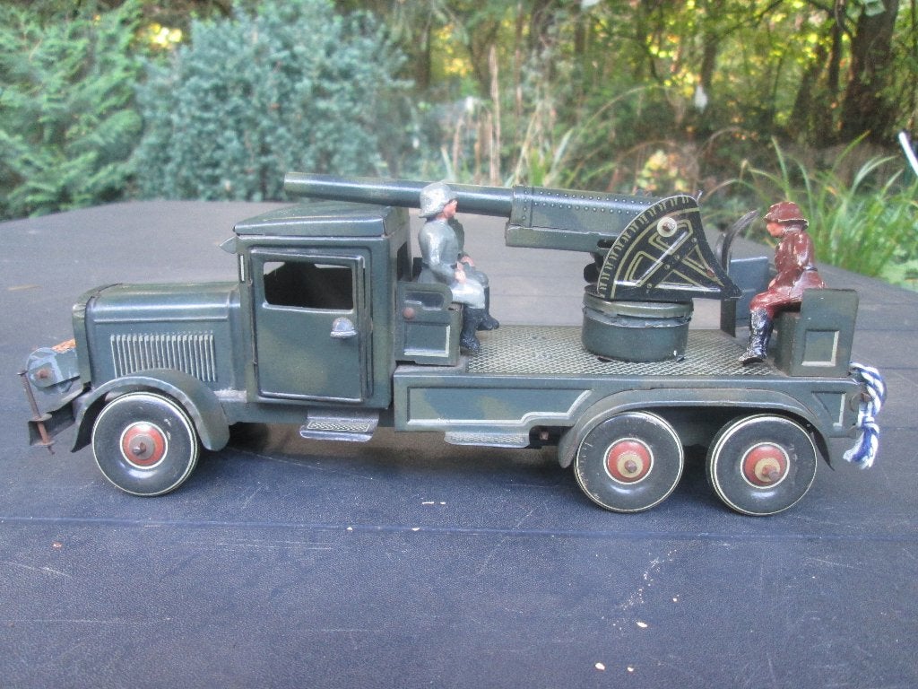 LINEOL HAUSSER ELASTOLIN blikken truck met kanon wehrmacht, Ophalen of Verzenden, Landmacht, Nederland