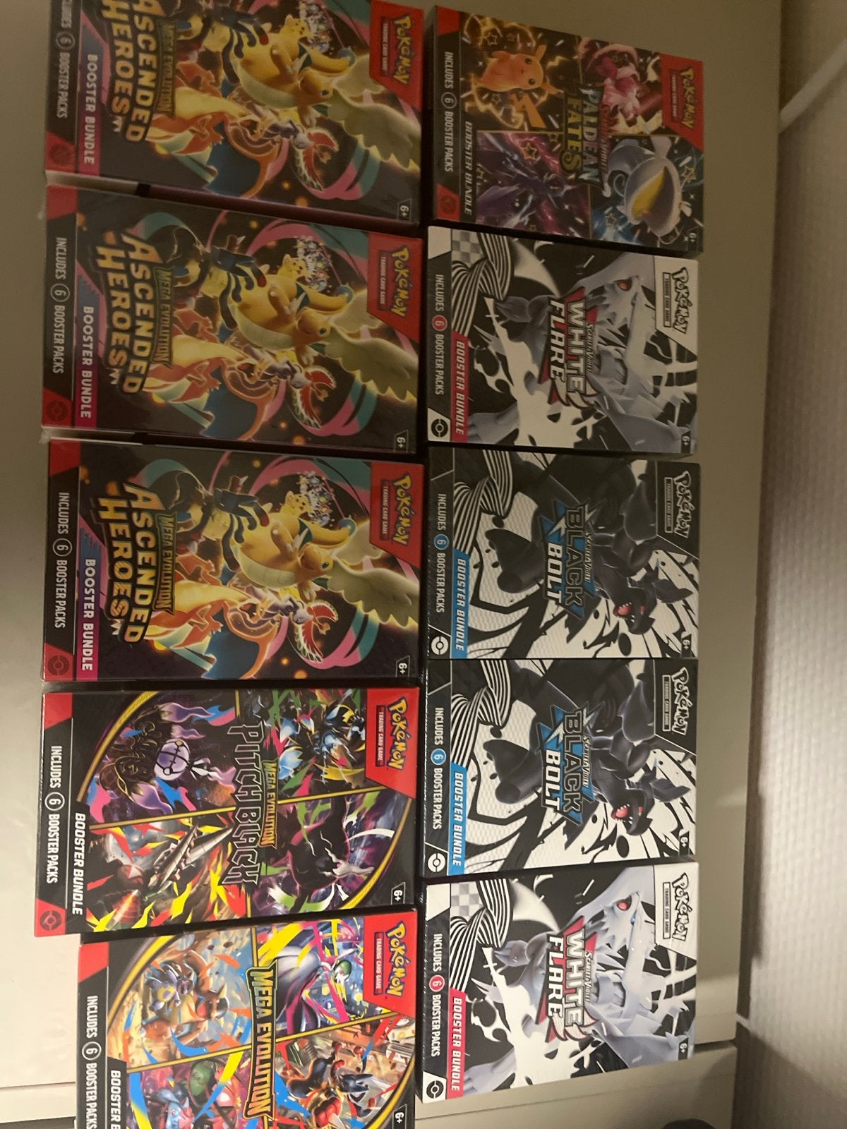 Pokémon Booster Bundles - Diverse Sets (6 packs per bundel), Ophalen of Verzenden, Nieuw, Booster