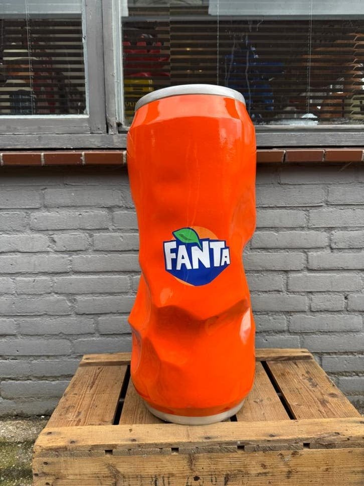 Grote Fanta Blik Sculptuur - Pop Art Decoratie, Ophalen, Overige onderwerpen, Weerbestendig, Kunststof