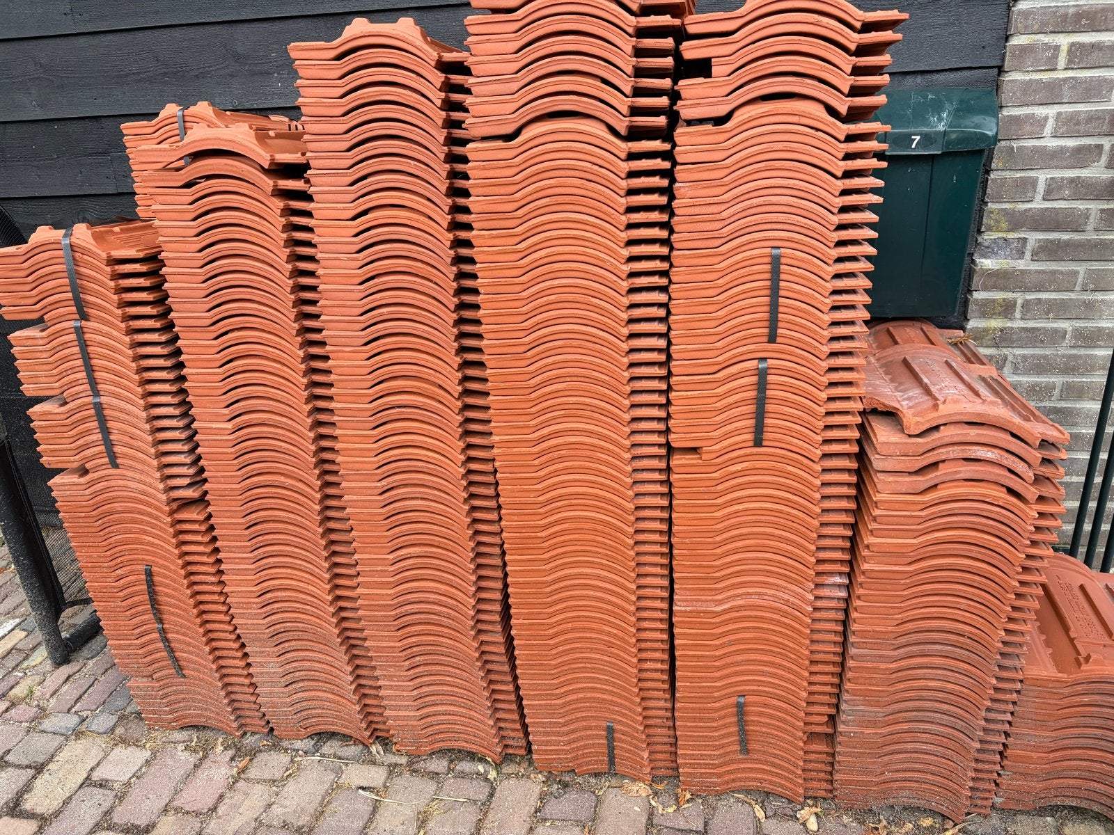 Koramik VHV (Vario) Natuurrood Dakpannen w1172 wienerberger, Ophalen, Steen of Klei, Zo goed als nieuw, 15 m² of meer