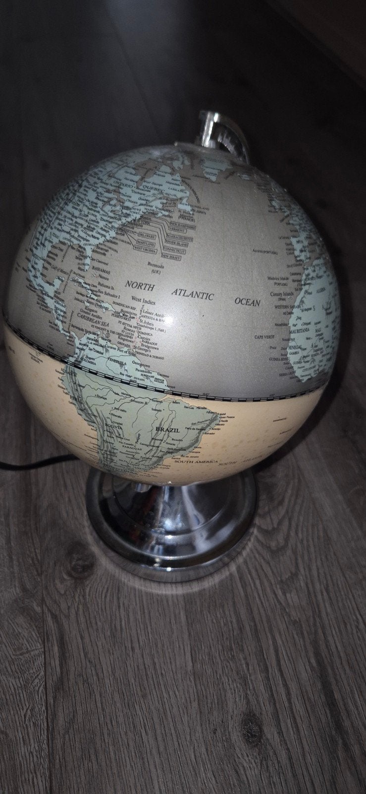Verlichte Wereldbol - Educatief en Decoratief, Kunststof, Verlicht, Ophalen of Verzenden, Zo goed als nieuw