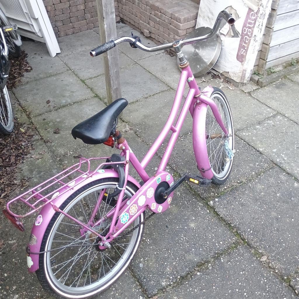 Leuke roze meisjesfiets - Gebruikt maar in goede staat!, Fietsen en Brommers, Fietsen | Meisjes, Gebruikt, 24 inch, Ophalen