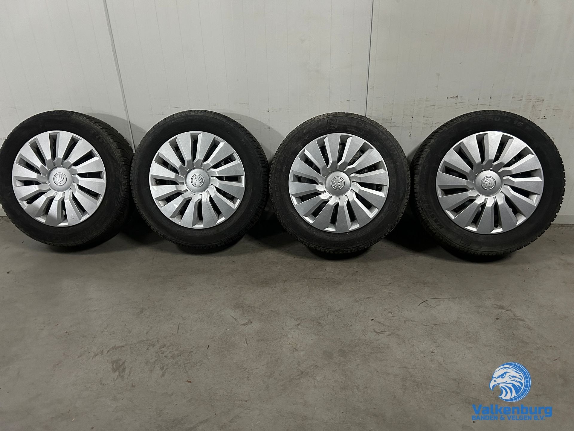 7-8mm! Originele Skoda Scala VW T-Cross Taigo 16 inch stalen, Gebruikt, -, Banden en Velgen, 195 mm