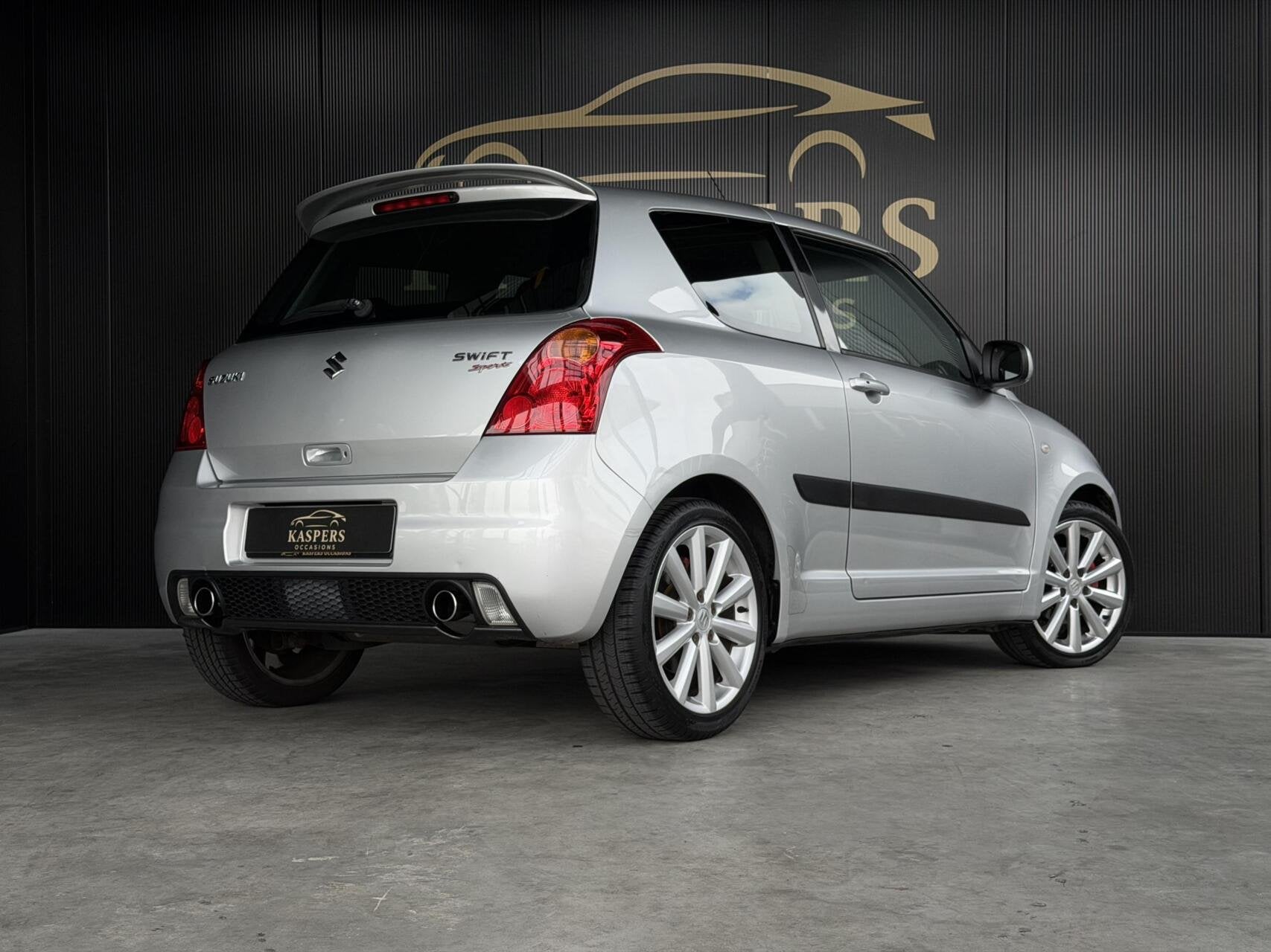 SUZUKI SWIFT 1.6 SPORT 125ch - JANTES 17" - SIÈGES SPORT - CLIMATISATION AUTOMATIQUE - DÉMARRAGE SANS CLÉ - AILERON