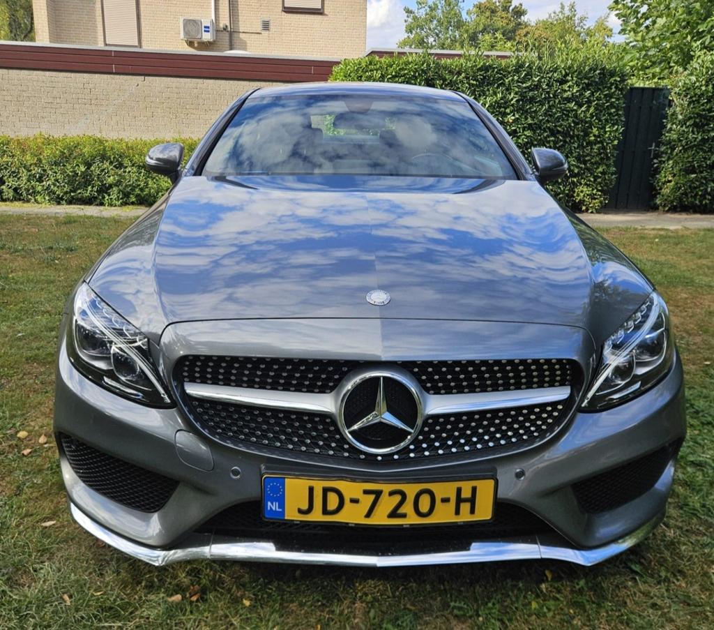 Mercedes-Benz C-Klasse 1.6 C180 Coupe 2016 Grijs, Auto's, Mercedes-Benz, Achterwielaandrijving, 4 stoelen, Handgeschakeld, Particulier