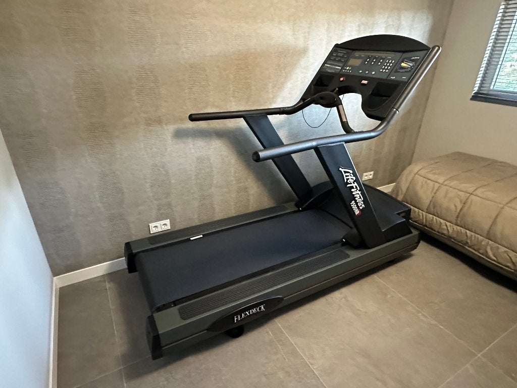 Life Fitness 9500HR loopband, Sport en Fitness, Ophalen, Zo goed als nieuw, Metaal, Loopband