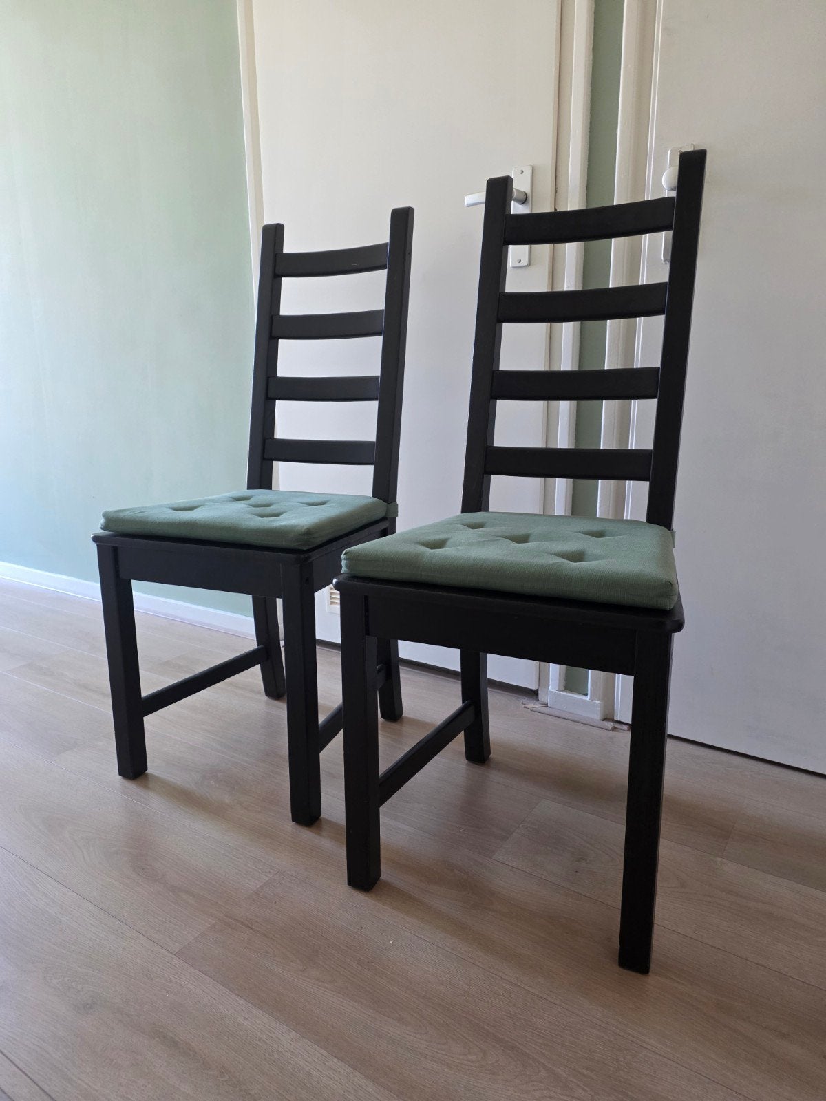ikea eettafelstoelen (2 stuks), Huis en Inrichting, Stoelen, Ophalen, Gebruikt, Twee, Zwart