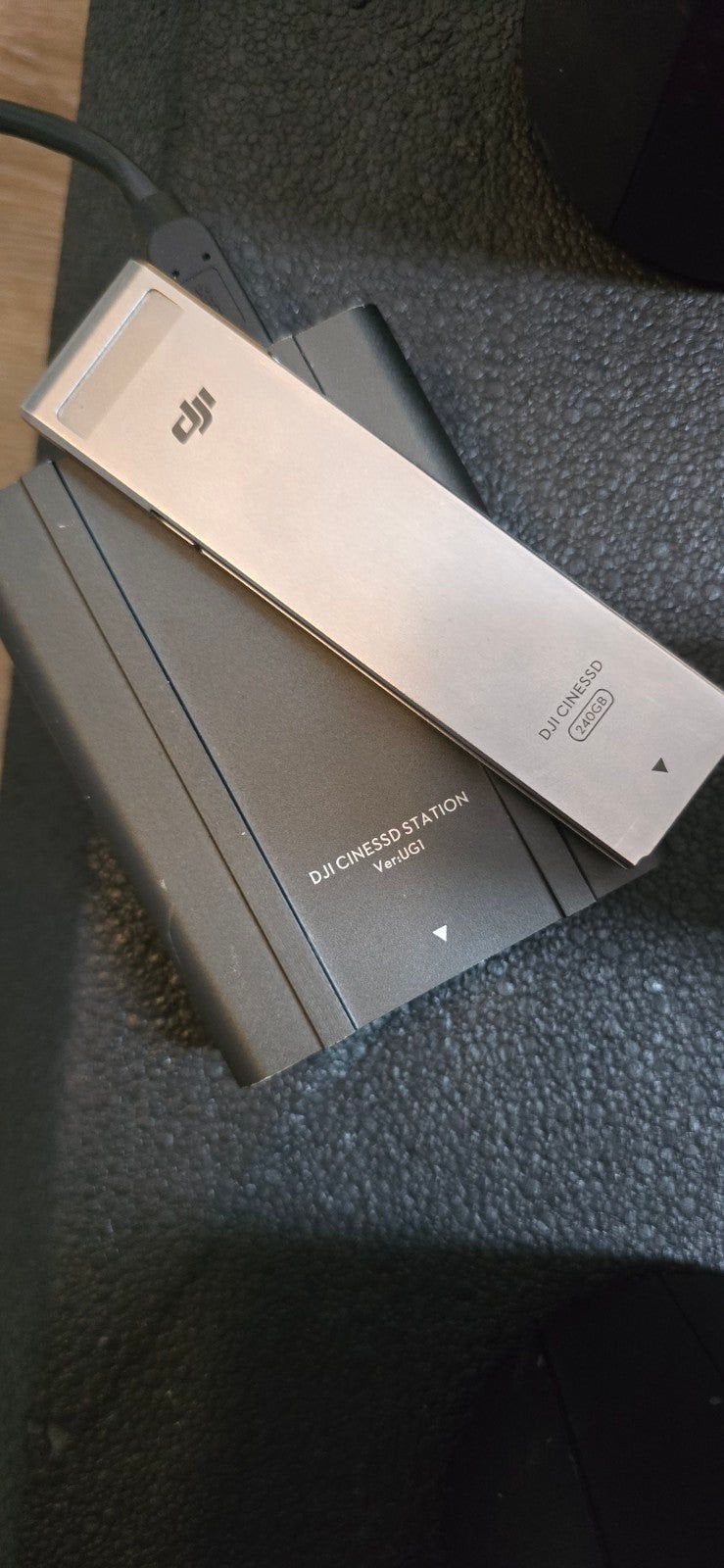 DJI CINESSD 240GB met lezer voor Inspire 2, Computers en Software, SSD, Ophalen of Verzenden, Zo goed als nieuw, DJI