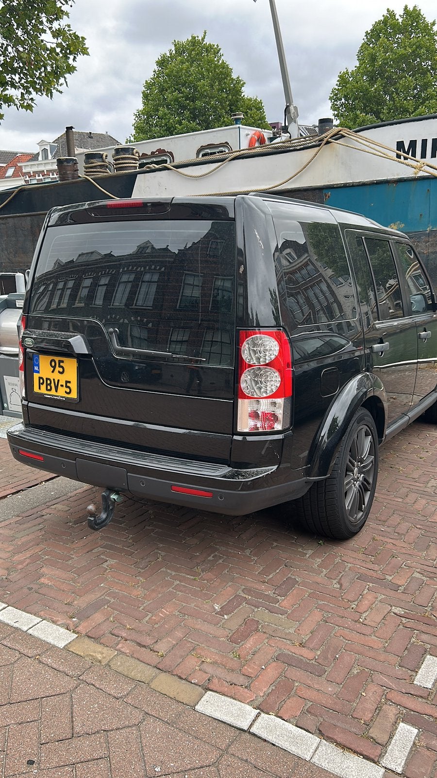 Land Rover Discovery 3.0 Tdv6 2011 Zwart, Auto's, Automaat, 313 €/maand, Zwart, 2993 cc