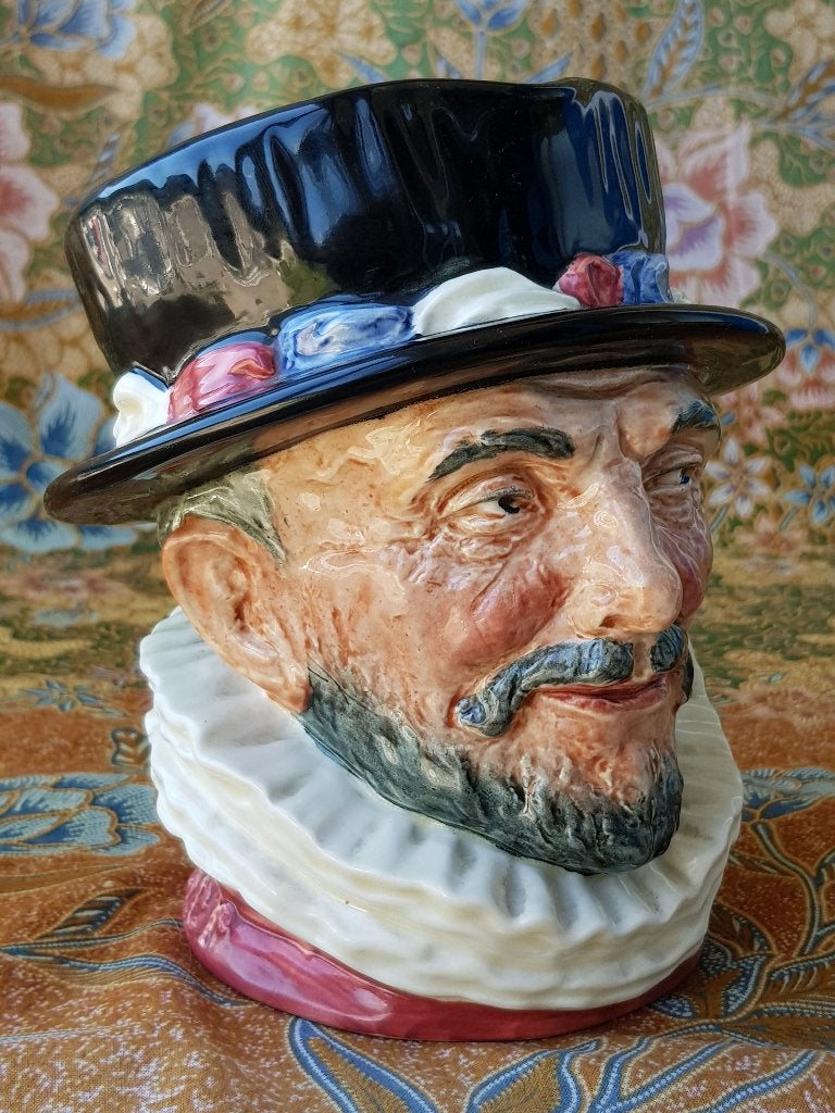 Beefeater mooie oude Toby jug uit Engeland van Royal Doulton, Antiek en Kunst, Ophalen of Verzenden