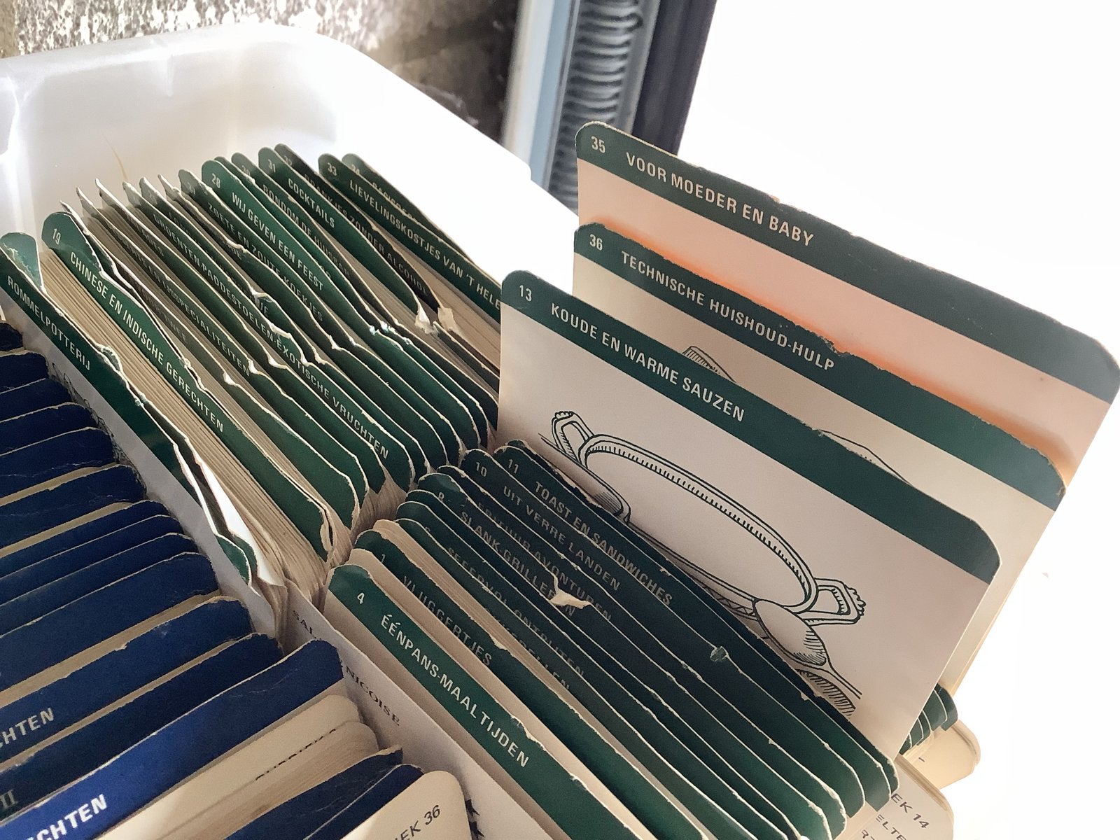 Vintage receptenkaartjes: Koken met plezier, Boeken, Ophalen of Verzenden, Gelezen, Overige gebieden, Hoofdgerechten