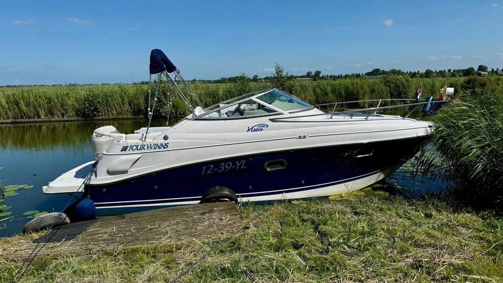 four winns 248 Vista (bj 2005), Watersport en Boten, Gebruikt