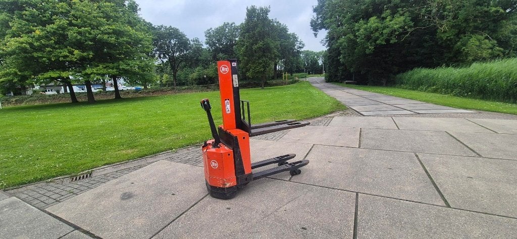 Stapelaar palletheffer BT 1600kg elektrisch koopje, Ophalen, Gebruikt