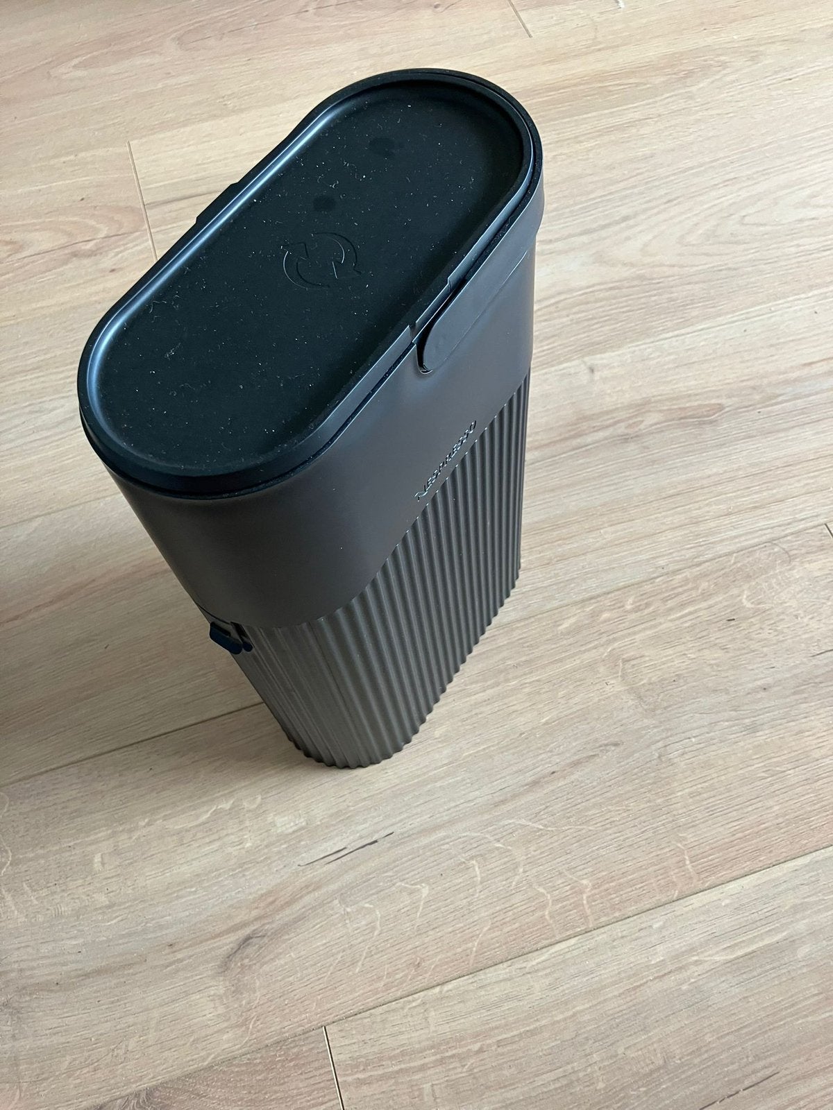 Nespresso afvalcontainer cups/capsule afvalbak, Huis en Inrichting, Woonaccessoires | Prullenbakken, Ophalen, Zo goed als nieuw