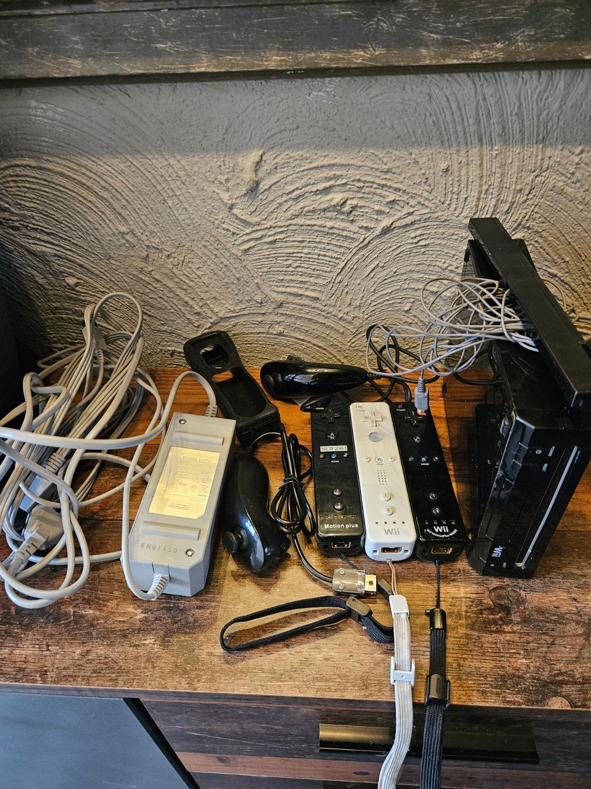 Nintendo Wii Zwart met 3 controllers en accessoires, Ophalen of Verzenden, Gebruikt, Met 3 controllers of meer