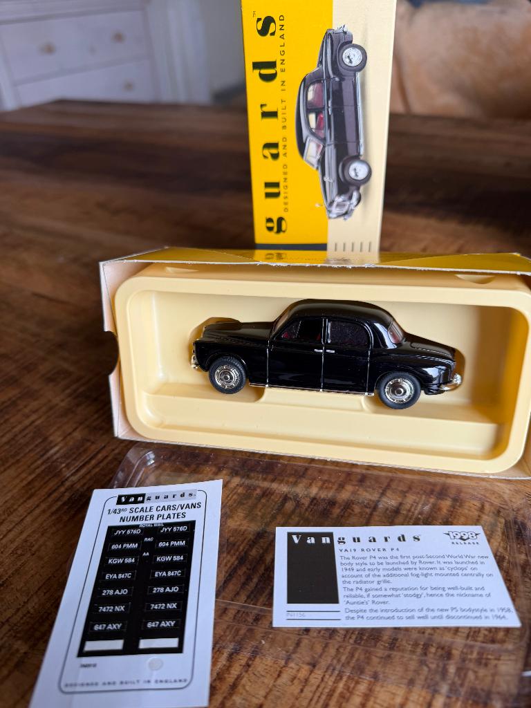 “Vanguards VA19002 Rover P4 1:43 Black 1998, Ophalen of Verzenden, Zo goed als nieuw, Auto, Vanguards