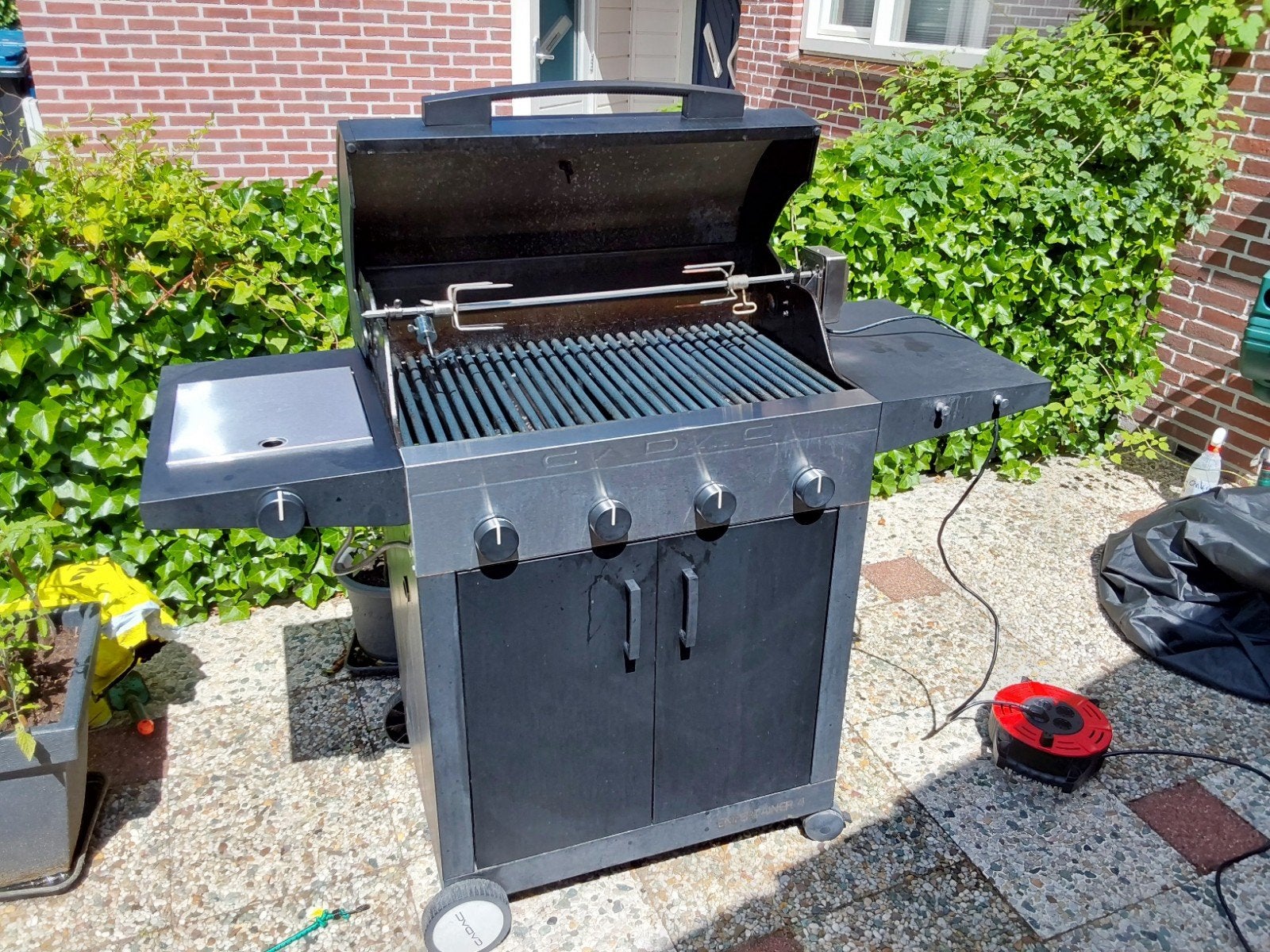 Gas barbecue met draai grill, Ophalen, Gebruikt