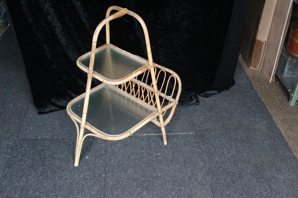 rotan bijzettafel met glasplaten  60s, Overige materialen, Minder dan 55 cm, Zo goed als nieuw, Midcentury